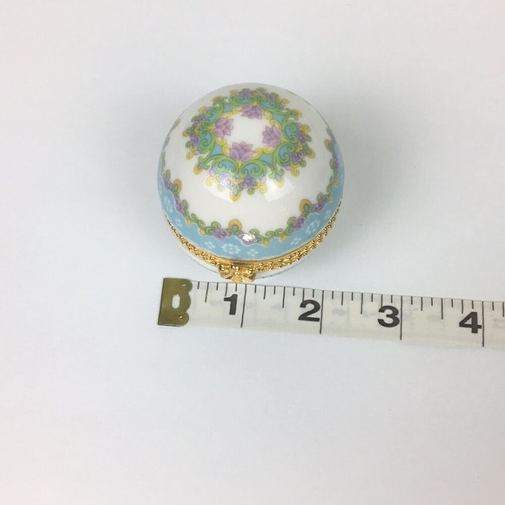 Vintage Trinket Jewelry Gift Box Round Floral Cottagecore Romantic Grandmother - Picture 7 of 8